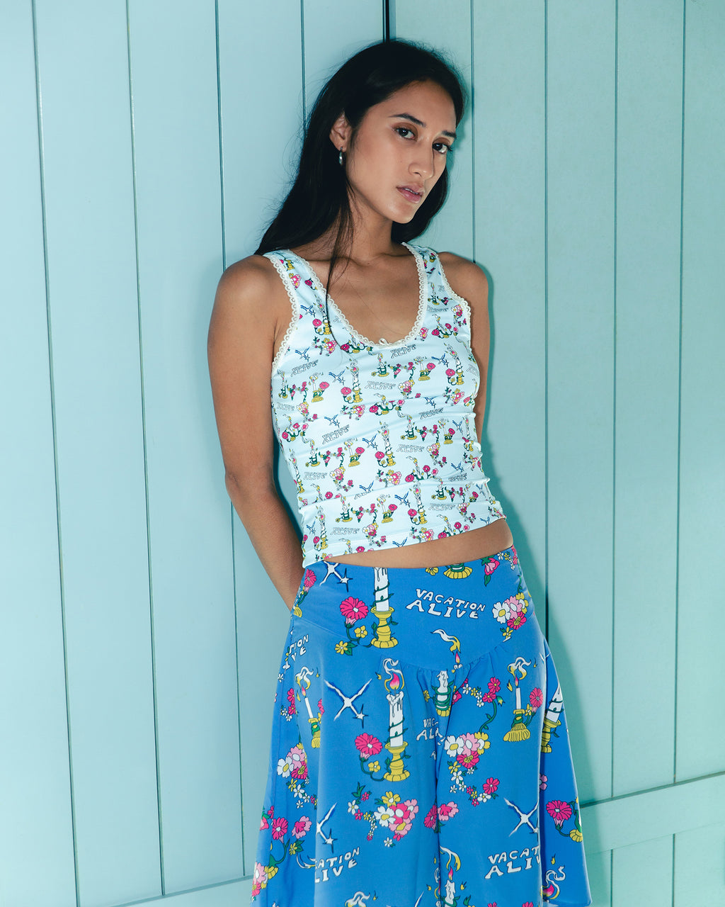 VACATION ALIVE CANDLE SKIRT